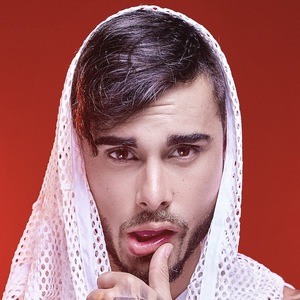 Alexis Descalzo, 32 (Pop Singer)