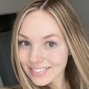 Alexis Elkins, 27 (TikTok Star)