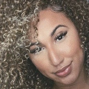 Alexis Nicole, 30 (YouTube明星)