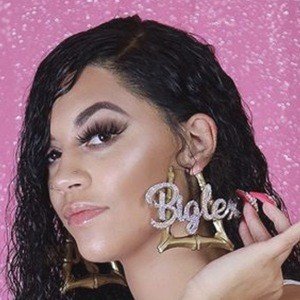 Alexis Raines image 6