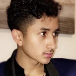 Alexis Vera, 25 (YouTube明星)