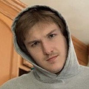 AlexJakobz, 25 (TikTok Star)