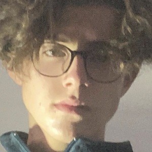 alexno0o, 21 (TikTok Star)