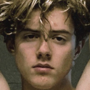 alexno0o, 21 (TikTok Star)