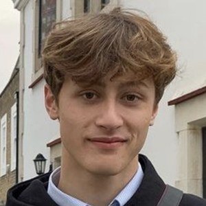 Alfie Collins-Smith, 22 (TikTok明星)