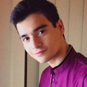 Ali Jee, 25 (世界音乐歌手)