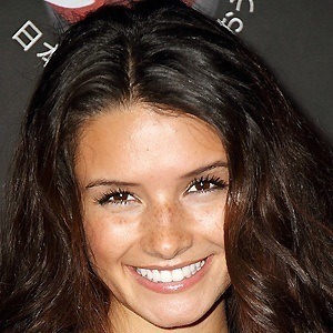 Alice Greczyn image 3