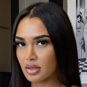 Alicia Bonora, 32 (Instagram明星)