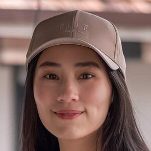 Alicia Tan, 34 (Instagram Star)