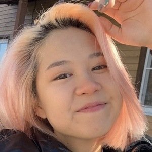 Alina Kim, 22 (TikToker)