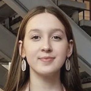 Alina Morse, 20 (Imprenditore)