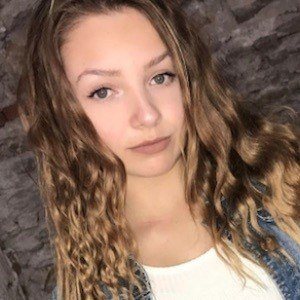 Alina Mour image 6