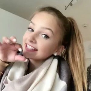 Alina Mour image 8