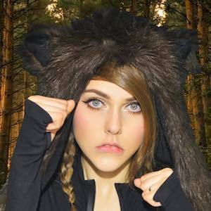 Alina Rin, 30 (YouTube Star)