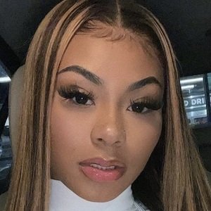 Alisah Chanel image 3