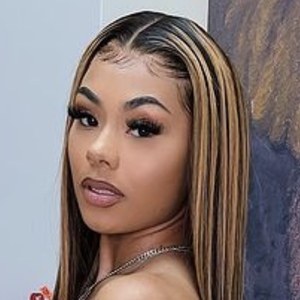 Alisah Chanel image 5