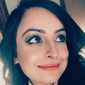 Alisha Taneja, 29 (Blogger)