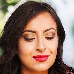 Alisha Taneja, 31 (Blogger)