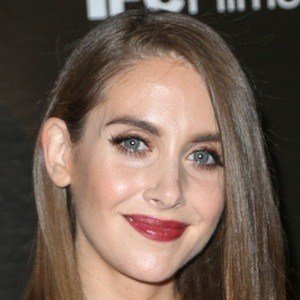 Alison Brie image 7
