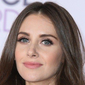 Alison Brie image 8