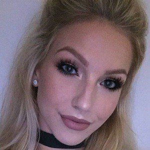 Alison Henry, 32 (YouTube Star)