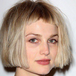 Alison Sudol image 1