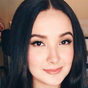 Alissa Martinez, 33 (Thành viên gia đình)