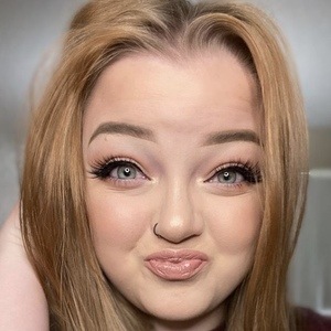 Alissa Parson, 25 (TikTok Star)