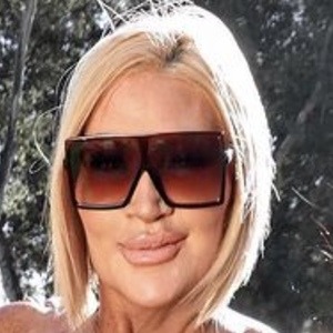 Allegra Cole, 56 (模特)