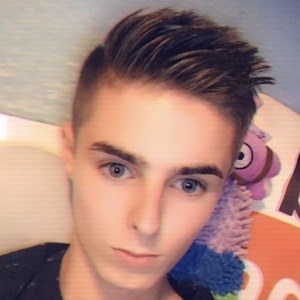 Allen Carter, 25 (TikTok Star)