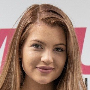 Allie Brooke, 26 (YouTube Star)