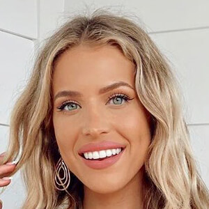 Allie Grayson image 9