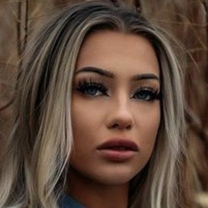 Allie Harding, 25 (TikTok Star)