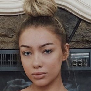 Allie Harding, 25 (TikTok Star)