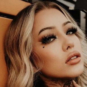 Allie Harding image 7