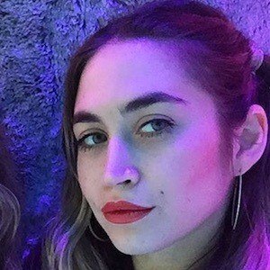 Allie Kaplan, 32 (Nghệ sĩ nhạc Pop)