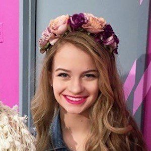 Allie Lunt image 2