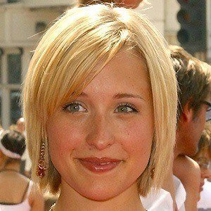 Allison Mack image 2