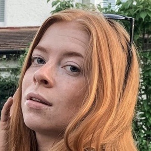 Ally Francis image 6