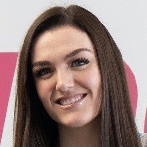 Ally Hardesty image 7