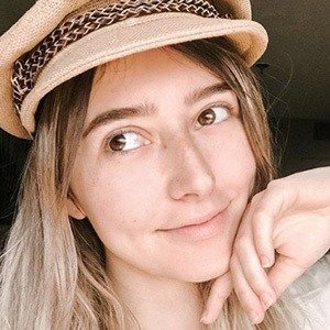 Ally Warren image 3
