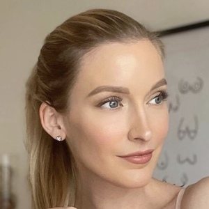 Allyn Rose image 8