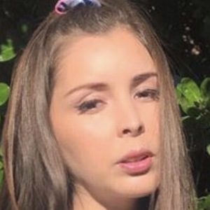 Almendra Novoa Hanssen, 34 (Instagram-ster)