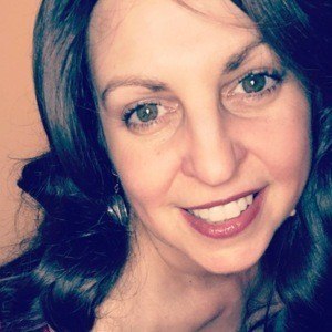 AlmostCoolMom image 6