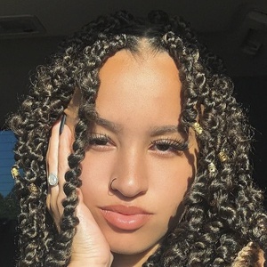 Alora Mckay, 26 (TikTok Star)