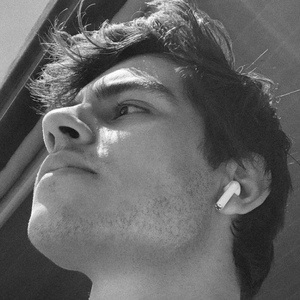 Alvar García, 28 (TikToker)