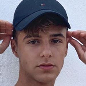 Álvaro Espinosa, 22 (TikTok明星)