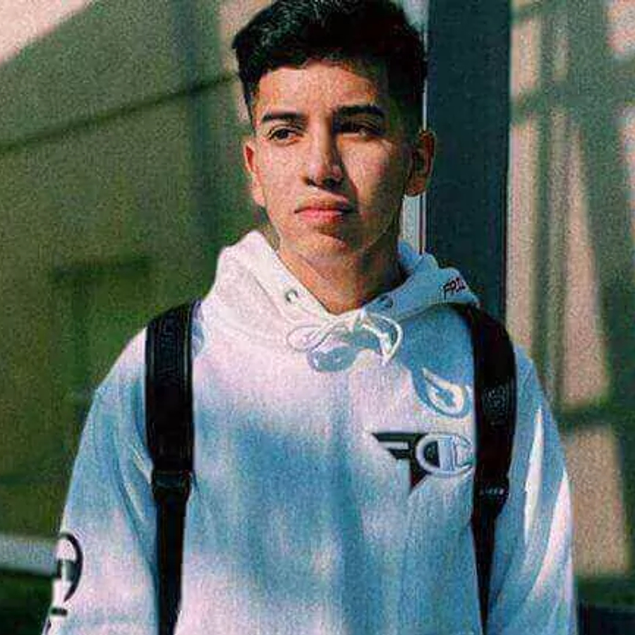 Alvaro Romero, 22 (TikTok Star)