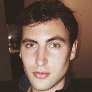 Alx James, 31 (Star di YouTube)