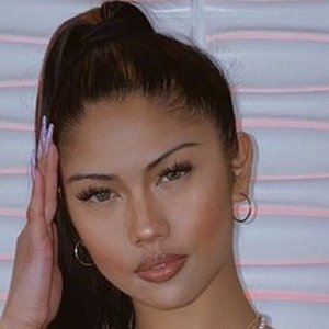 Alyanna, 21 (TikTok Star)